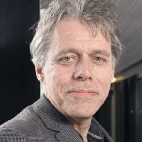  Prof. Dr. Arno Hoes