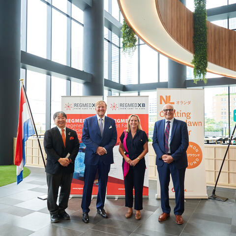 Majesty King Willem-Alexander from the Netherlands and RegMed XB